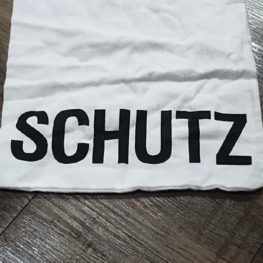 SCHUTZ White Bag with Black Logo and Red Accents - Picture 2 of 4